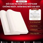 Gối cao su non cao cấp KAW màu trắng, có lỗ thoáng khí, chống ngáy và giảm đau mỏi vai gáy.