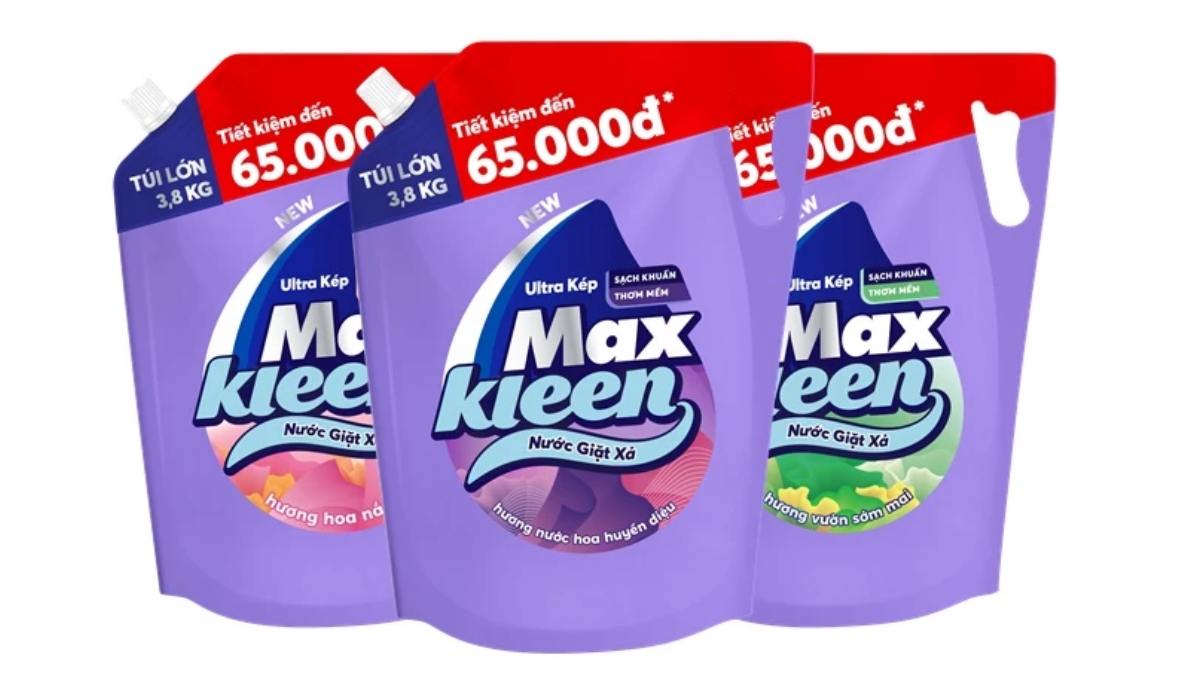 3 túi nước giặt Maxkleen 3.8kg với ba mùi hương khác nhau: Hương Hoa Nắng, Hương Nước Hoa Huyền Diệu, Hương Vườn Sớm Mai.