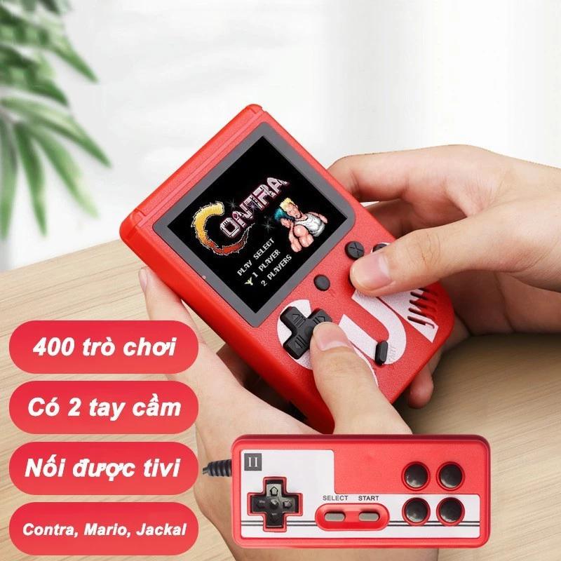 Chơi game Contra trên máy Sup 400 in 1 Người dùng đang chơi game Contra trên máy cầm tay Sup 400 trò chơi